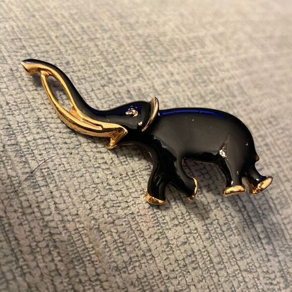 Black Enamel & Gold Whimsical Elephant Pin Brooch - Picture 5 of 9